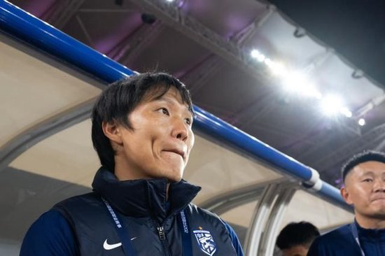 邓卓翔:上任三天即取首胜,称能力不足谈不上少帅