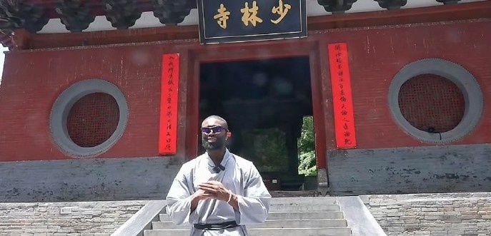 杰伦·布朗少林寺习武，NBA球星中国行新玩法