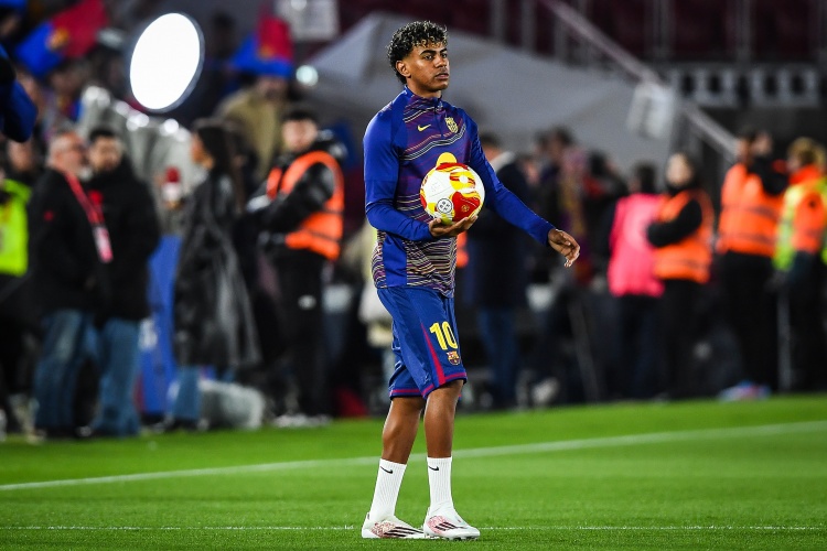 巴萨点球权生变：戈登10罚全中挑战亚马尔主力位置
